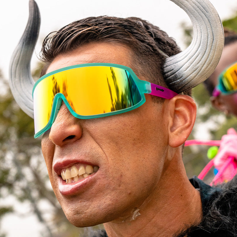 Rette einen Stier, reite einen Rodeo-Clown-aktiv-goodr-Sonnenbrille-4-goodr-Sonnenbrille